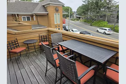 123 S Hemlock St #203, Cannon Beach, OR 97110 - Photo 9