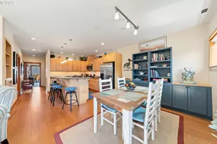 123 S Hemlock St, Cannon Beach, OR 97110 - Photo 11