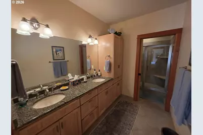 123 S Hemlock St #203, Cannon Beach, OR 97110 - Photo 25
