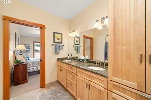 123 S Hemlock St, Cannon Beach, OR 97110 - Photo 25