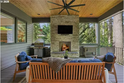 18965 Pilkington Rd, Lake Oswego, OR 97035 - Photo 9