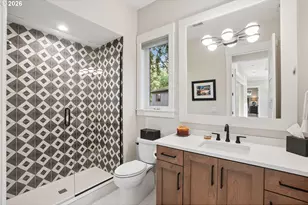 18965 Pilkington Rd, Lake Oswego, OR 97035 - Photo 21
