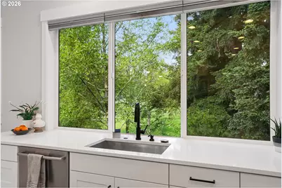 18965 Pilkington Rd, Lake Oswego, OR 97035 - Photo 15