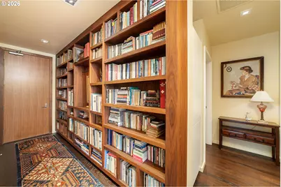 1075 NW Northrup St #1812, Portland, OR 97209 - Photo 5