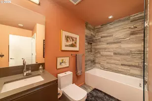 1075 NW Northrup St, Portland, OR 97209 - Photo 27