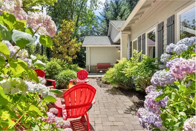 1812 SW Greenway Cir, West Linn, OR 97068 - Photo 3