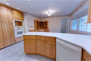 7655 SW 142nd Ct, Beaverton, OR 97008 - Photo 11