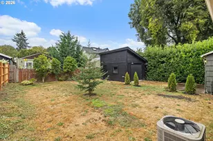 9525 N Hodge Ave, Portland, OR 97203 - Photo 25