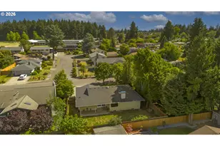 12737 NE Morris St, Portland, OR 97230 - Photo 39