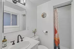 12737 NE Morris St, Portland, OR 97230 - Photo 23