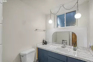 12737 NE Morris St, Portland, OR 97230 - Photo 33