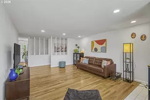 12737 NE Morris St, Portland, OR 97230 - Photo 7