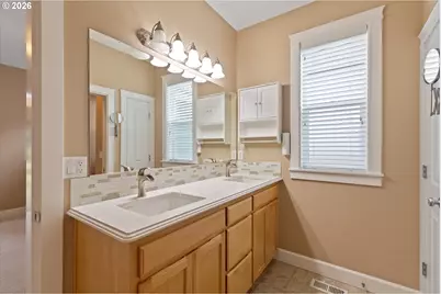 325 N Elm St, Yamhill, OR 97148 - Photo 19