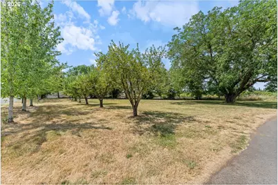 12101 Fargo Rd, Aurora, OR 97002 - Photo 5
