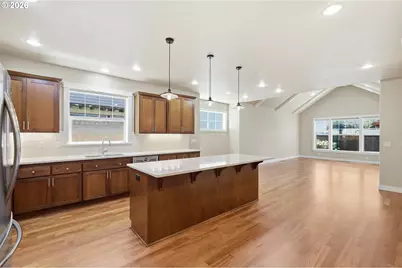 1232 Woodfield Dr, Eugene, OR 97401 - Photo 11
