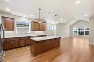 1232 Woodfield Dr, Eugene, OR 97401 - Photo 11