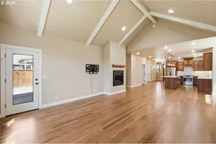 1232 Woodfield Dr, Eugene, OR 97401 - Photo 9