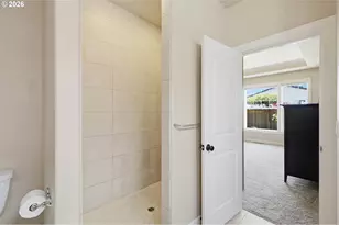 1232 Woodfield Dr, Eugene, OR 97401 - Photo 23
