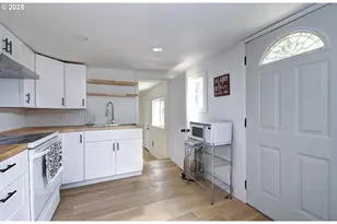 16790 Lewis River Rd, Cougar, WA 98616 - Photo 11