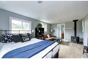 16790 Lewis River Rd, Cougar, WA 98616 - Photo 17