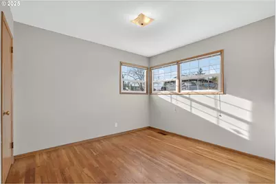 5306 SE 64th Ave, Portland, OR 97206 - Photo 13