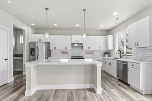 12062 SW Redberry Ct, Portland, OR 97223 - Photo 11