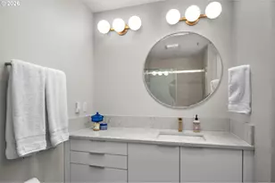 305 S Montgomery St, Portland, OR 97201 - Photo 23