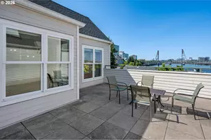 305 S Montgomery St, Portland, OR 97201 - Photo 29