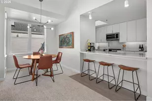 305 S Montgomery St, Portland, OR 97201 - Photo 9