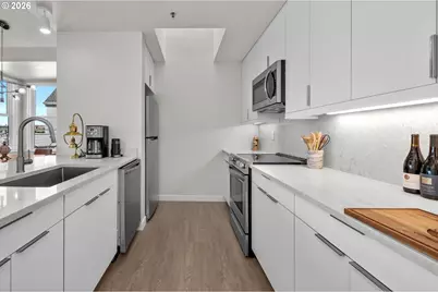 305 S Montgomery St #F501, Portland, OR 97201 - Photo 11