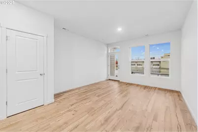 3683 SW 209th Ave, Hillsboro, OR 97123 - Photo 7