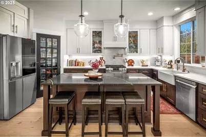 7849 SW Birch St, Portland, OR 97223 - Photo 13