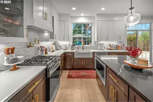 7849 SW Birch St, Portland, OR 97223 - Photo 13