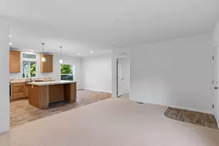 12904 SE Ramona St, Portland, OR 97236 - Photo 5