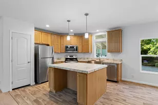 12904 SE Ramona St, Portland, OR 97236 - Photo 11