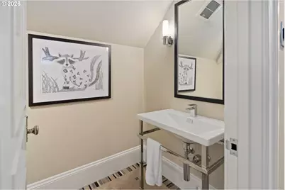 15599 Village Dr, Lake Oswego, OR 97034 - Photo 37