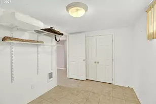 1620 SW Maplecrest Dr, Portland, OR 97219 - Photo 39