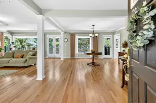 1620 SW Maplecrest Dr, Portland, OR 97219 - Photo 9