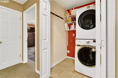 1620 SW Maplecrest Dr, Portland, OR 97219 - Photo 29