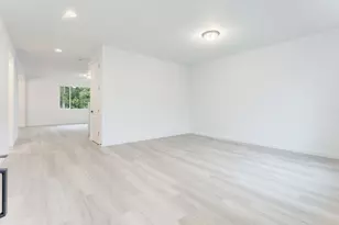 2063 NE Currin Creek Dr, Estacada, OR 97023 - Photo 3