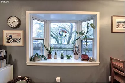 390 W Arlington St, Gladstone, OR 97027 - Photo 7