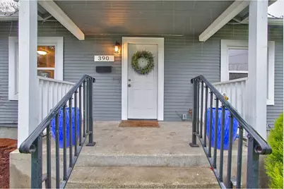 390 W Arlington St, Gladstone, OR 97027 - Photo 3