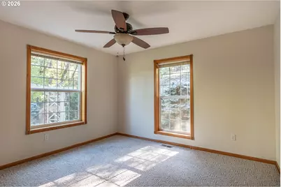 1049 W Copper Ct, Roseburg, OR 97471 - Photo 37