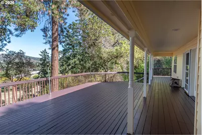 1049 W Copper Ct, Roseburg, OR 97471 - Photo 43
