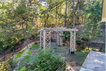 1049 W Copper Ct, Roseburg, OR 97471 - Photo 45