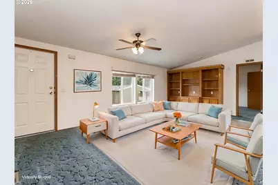 696 SW Livingston Pl, Troutdale, OR 97060 - Photo 11