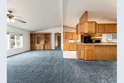 696 SW Livingston Pl, Troutdale, OR 97060 - Photo 15