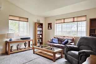 795 Red Cedar Ct, Eugene, OR 97402 - Photo 5