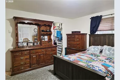 795 Red Cedar Ct, Eugene, OR 97402 - Photo 23