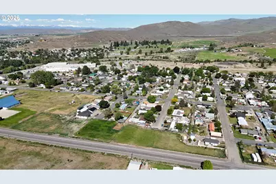 2400 Failing Ave, Baker City, OR 97814 - Photo 7